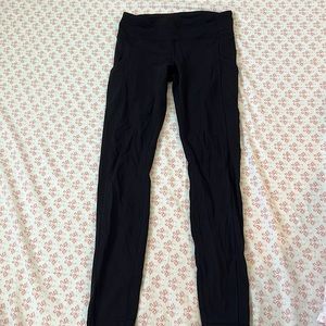Black Lululemon leggings